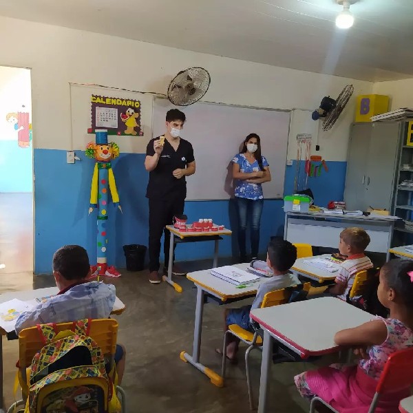 Programa Saúde na Escola leva ações de cuidados com a Saúde em Escola Municipal de Nova Olinda